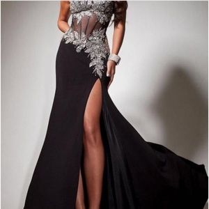 Black Formal Evening/Prom Gown