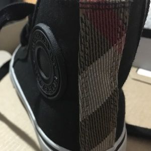 Toddler Burberry sneakers