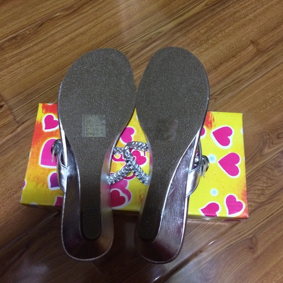 Silver Sandals - Picture 3 of 3