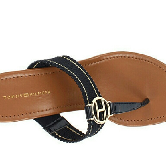 Sandals - Picture 3 of 4