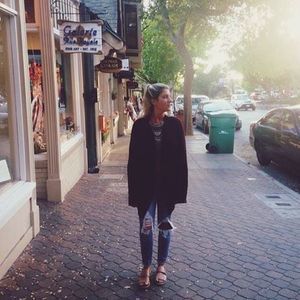 Meet your Posher, Carla