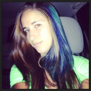 Meet your Posher, Wallis