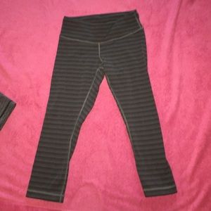 Lululemon cropped pants