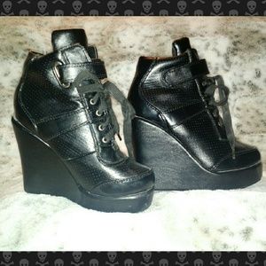 Shoesone 2ne1 Hightop Black Wedge Platform Heels