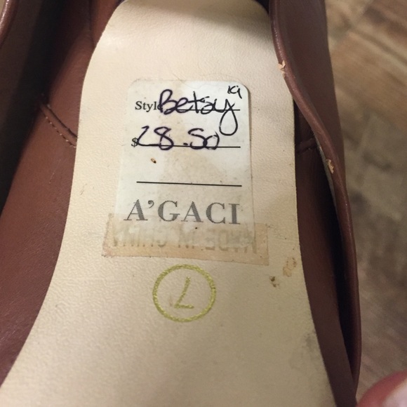 Leather high heel booties - Picture 2 of 3