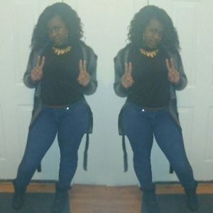 Meet your Posher, Robin