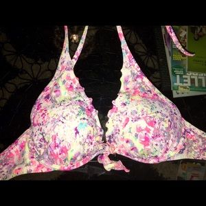 VS halter top