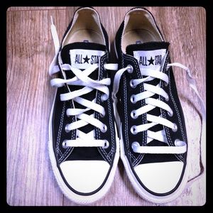 Black Converse