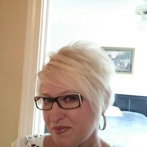 Meet your Posher, Cathy