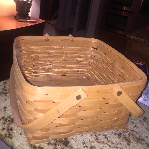 Longaberger basket (MAKE OFFER!!)