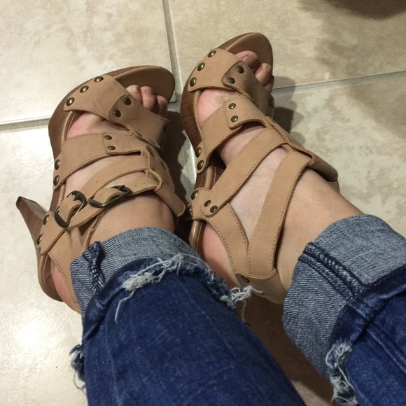 G by Guess Shoes - Guess sandals