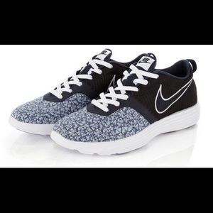 Liberty x Nike Lunar Montreal ‘Pepper’