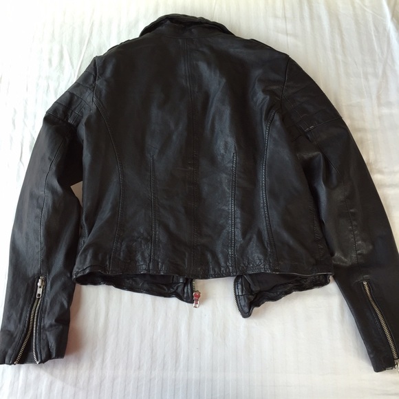 S O L D - Picture 4 of 4