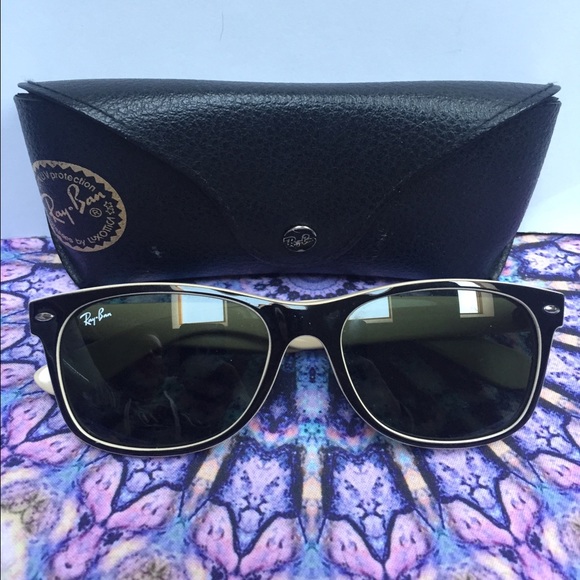 Ray Ban New Wayfarer 875 RB2132