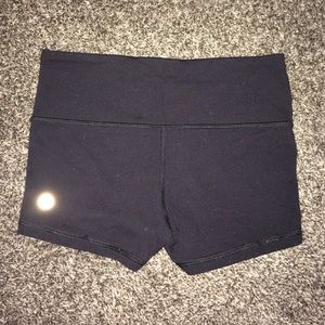 LULULEMON SPANDEX SIZE 2! Perfect condition!