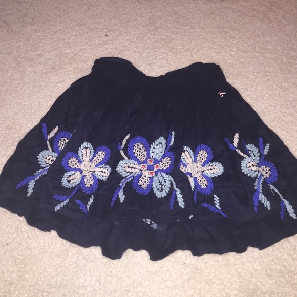 Hollister Skirt