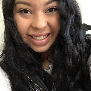 Meet your Posher, Johana