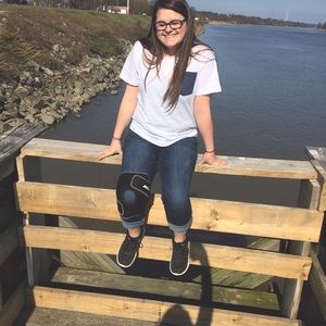 Meet your Posher, Melanie