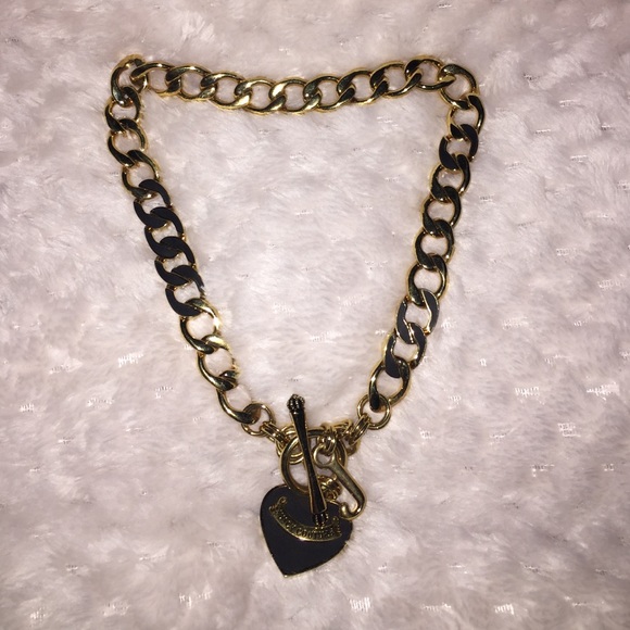 Matching set of juicy jewelry