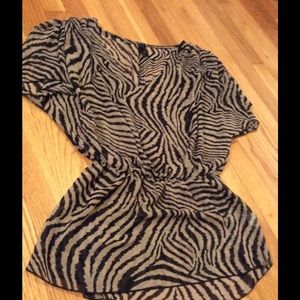 Wish Medium shirt black & tan zebra print