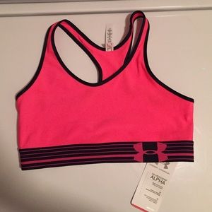 Under Armour heat gear sports bra size medium