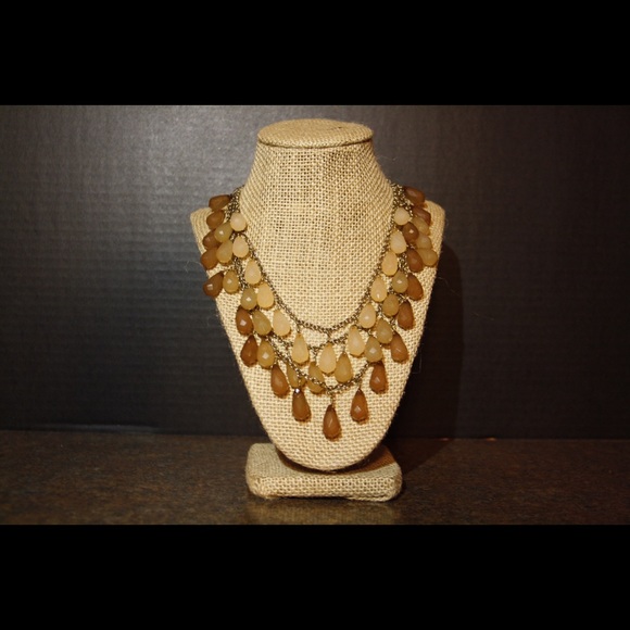 Multi color necklace
