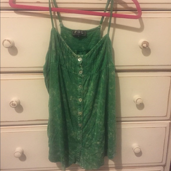 Cute tank top!