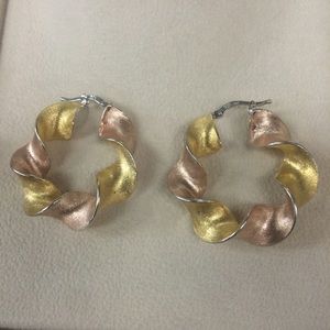 Two tons sterling silver earrings with gold plated