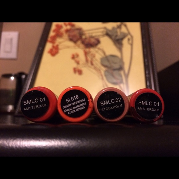 Bundle of 4 nyx soft matte lip cream - Picture 2 of 2