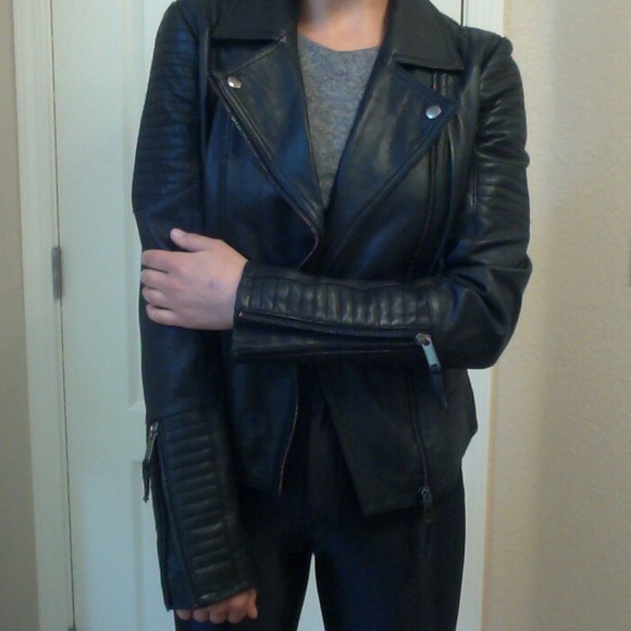 Genuine Leather Moto Jacket✨ XS