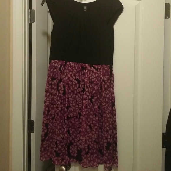 Saks Fifth Avenue dress - Picture 1 of 2