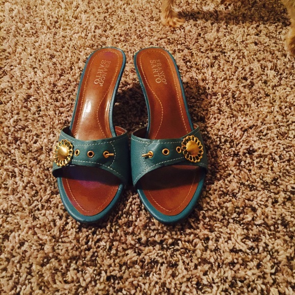 Franco Sarto Teal sandals with adorable gold decor - Picture 2 of 6