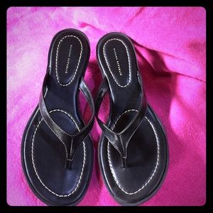 New Banana Republic black leather sandals size 7