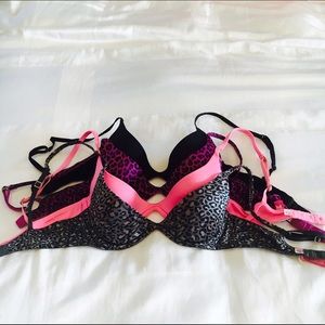 Victoria's Secret PINK scoopneck bras