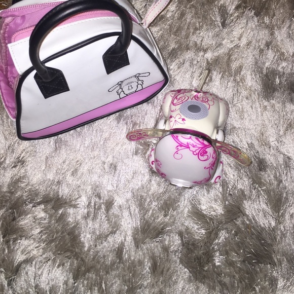 Apple dog / idog speaker