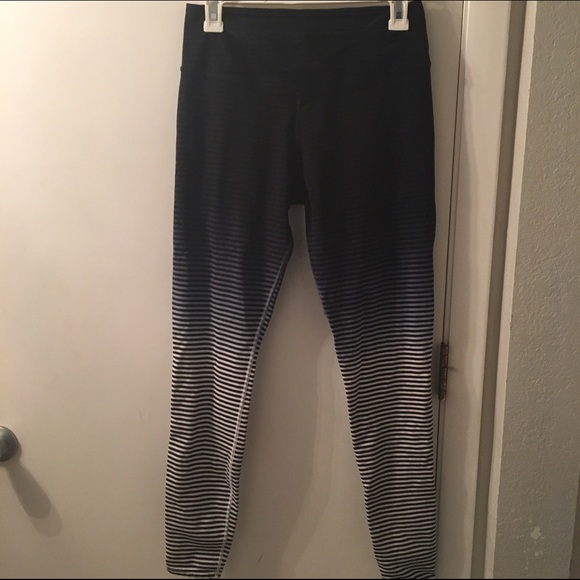 Nike Yoga Pants