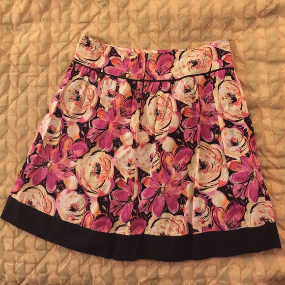 PRETTY IN PINKS SKIRT - Picture 2 of 2