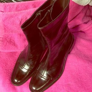 New Banana Republic Dk brown Leather boots sz 6.5