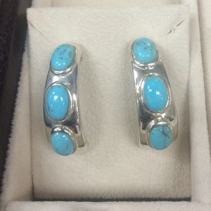 Sterling silver with turquoise stone earrings