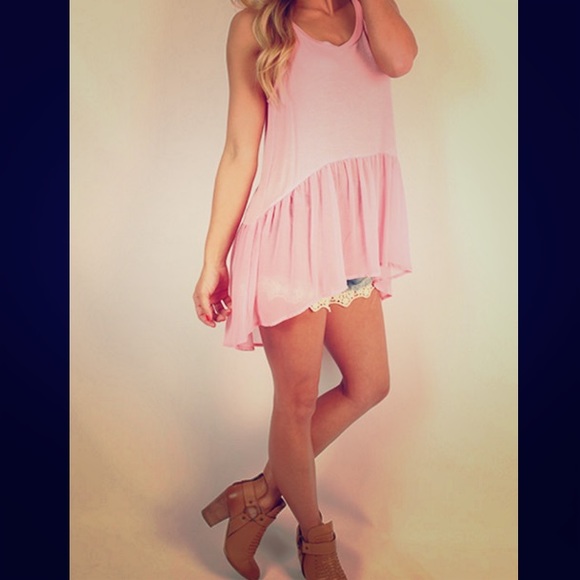 Boutique Flowy Babydoll High Low Tank