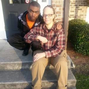 Meet your Posher, Revona