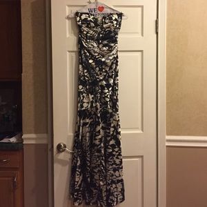 Black & white strapless mermaid prom dress