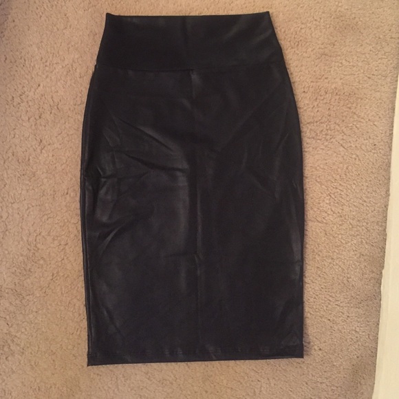 Dresses & Skirts - Pencil Faux Skirt