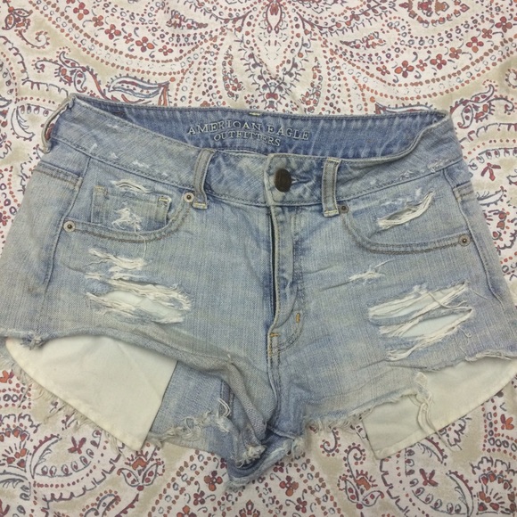 American eagle high waisted distressed shorts
