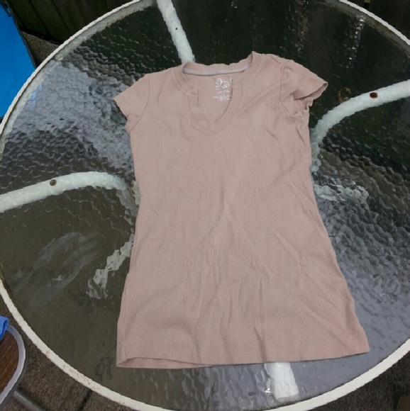 Tee