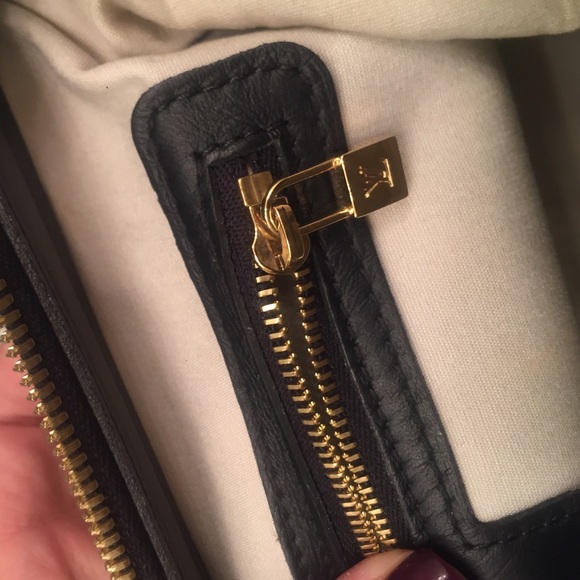 π― authentic LV Bag - FINAL $ - Picture 4 of 8