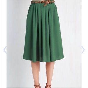 Green Tiger Lilies Modcloth skirt XL