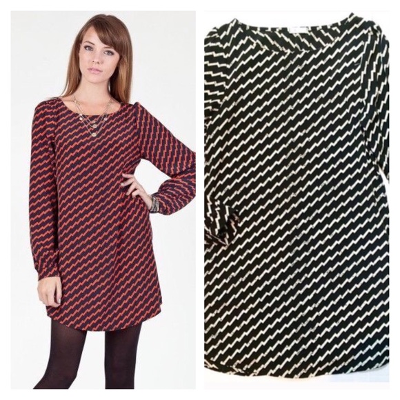Everly Zig Zag Tunic Shift Dress