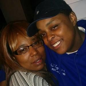 Meet your Posher, Adrienne