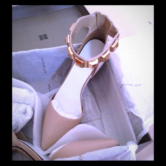 BCBG Peter Ankle Strap Pump - Picture 1 of 4